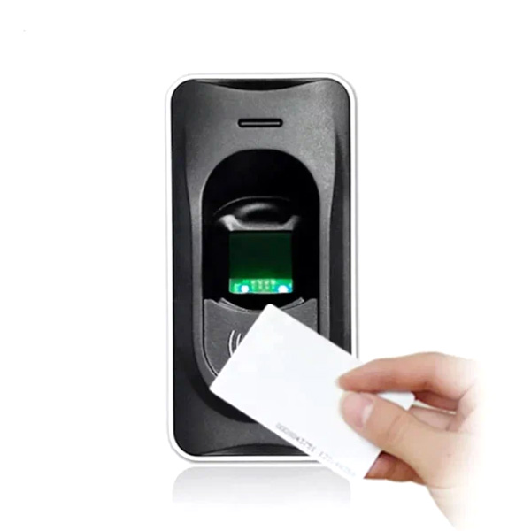 Биометрический считыватель во влагозащищенном корпусе ZKTeco FR1200 EM