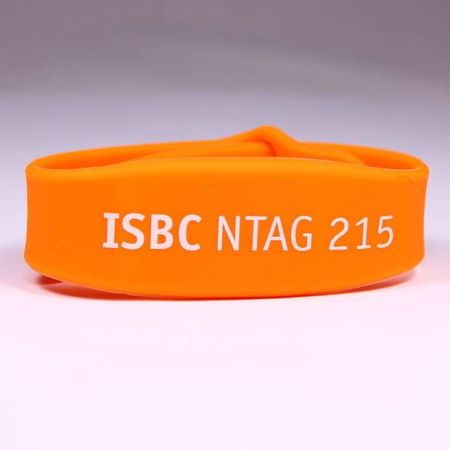 Силиконовый NFC-браслет (с кодировкой, vCard по ТЗ клиента) (жен./дет.)