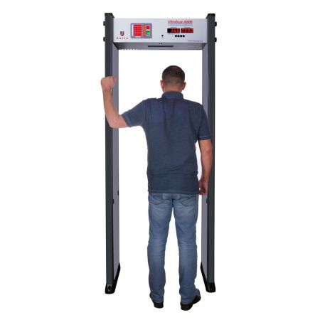 Арочный металлодетектор UltraScan A600T со встроенным термодатчиком (ширина прохода 760 мм)