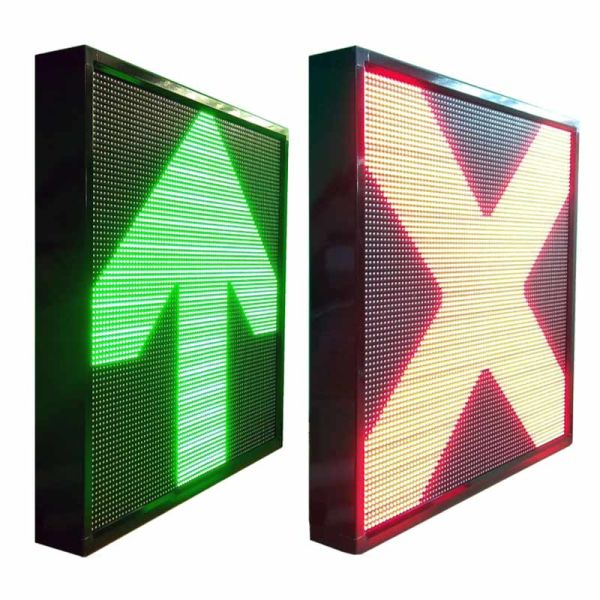 Светодиодный односекционный светофор Инфопаркинг ИС-Р4/8Q8/220/MATRIX (Р4/220/MATRIX), 640 мм Светодиодный односекционный светофор Инфопаркинг ИС-Р4/8Q8/220/MATRIX (Р4/220/MATRIX), 640 мм