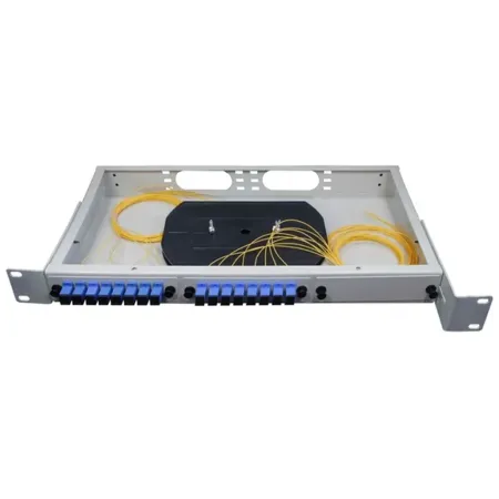 Оптический кросс TWIST CROSSO-16SC-U на 16 портов SC UPC, стоечный, в сборе