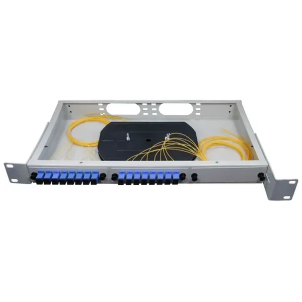 Оптический кросс TWIST CROSSO-16SC-U на 16 портов SC UPC, стоечный, в сборе