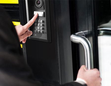 IP-видеодомофон 2N IP FORCE, 1 кнопка вызова (2N9151101CHW)