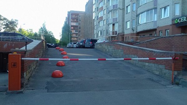 Шлагбаум автоматический Фантом Гранд-Арктик GA5000 с круглой стрелой 5 метров Шлагбаум автоматический Фантом Гранд-Арктик GA5000 с круглой стрелой 5 метров