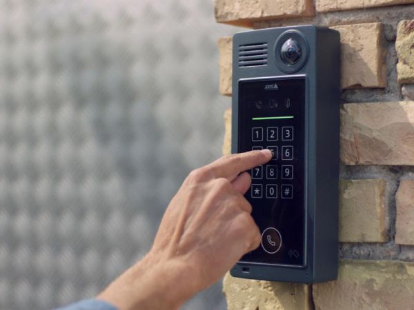 Сетевой видеодомофон Axis A8207-VE Mk II Network Video Door Station