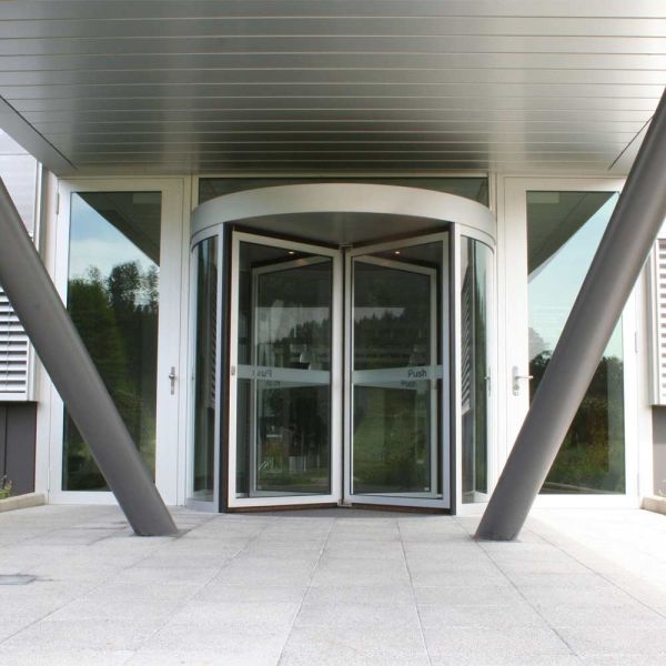 Карусельные двери dormakaba Talos RDR