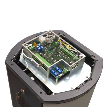 Шлагбаум автоматический PERCo GS04.1 с круглой стрелой 3 м и встроенной системой обогрева