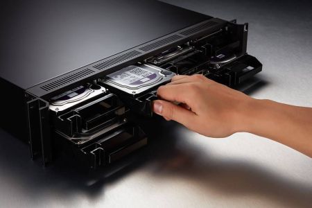 64-канальный Full HD IP-видеорегистратор IDIS DR-8364D с двойным блоком питания