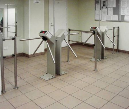 Турникет-трипод PERCo-TTR-04.1R из окрашенной стали, светло-бежевый (с планками Антипаника)