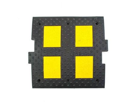 Искусственная дорожная неровность ИДН-500-1 армированная (центральный элемент)