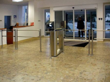 Турникет-трипод тумбовый PERCo-TTD-03.1G из окрашенной стали (с планками Антипаника)