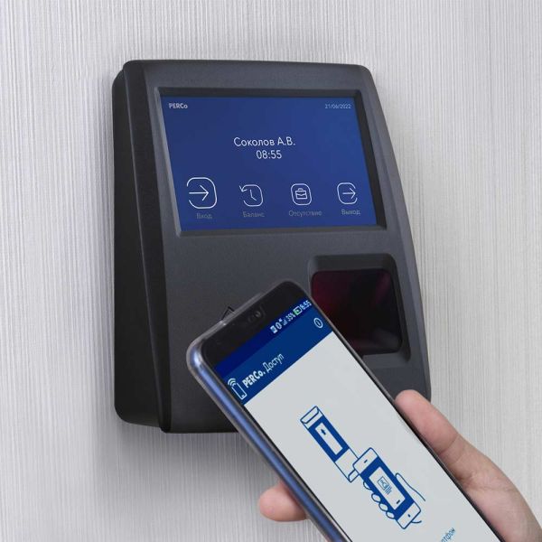 Биометрический терминал учета рабочего времени PERCo CR11.1K с активированным ПО PERCo-WSE и PERCo-WME01
