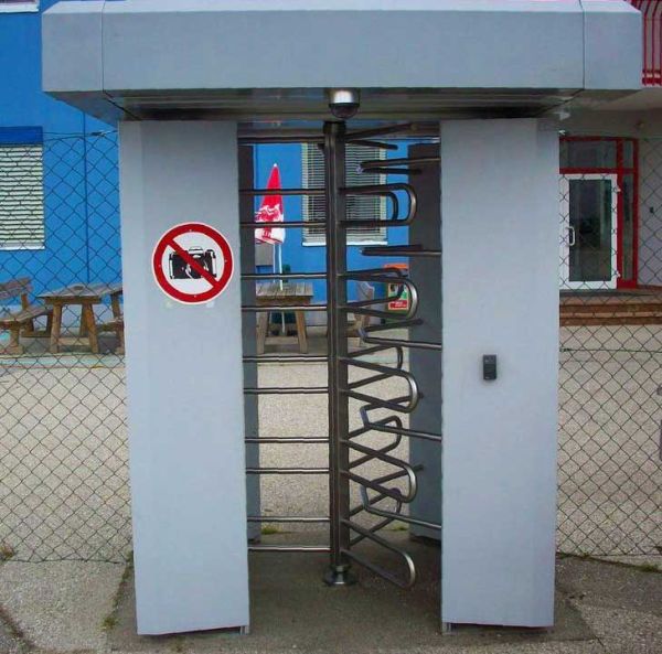 Полноростовой турникет Gotschlich Ecco 120 BB Basic (6ELE3ABBB) Полноростовой турникет Gotschlich Ecco 120 BB Basic (6ELE3ABBB)