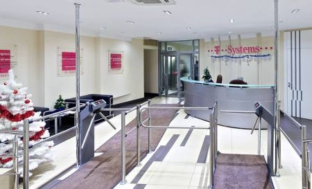 Стационарное ограждение PERCo BH02 (925мм) с заполнением Стационарное ограждение PERCo BH02 (925мм) с заполнением