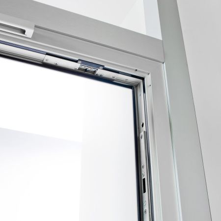 Электрозащелка dormakaba TV 510-R для аварийных выходов, 12В DC Электрозащелка dormakaba TV 510-R для аварийных выходов, 12В DC