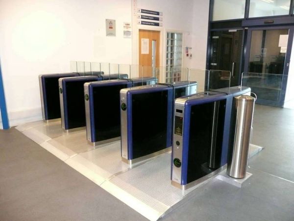 Центральный модуль проходной Gunnebo SpeedStile FP EV 1200