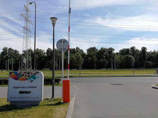 Шлагбаум автоматический Фантом Гранд-Арктик GA6000 с круглой стрелой 6 м и радиоуправлением Шлагбаум автоматический Фантом Гранд-Арктик GA6000 с круглой стрелой 6 м и радиоуправлением