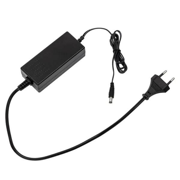 Источник стабилизированного питания AccordTec AT-12/30S Источник стабилизированного питания AccordTec AT-12/30S