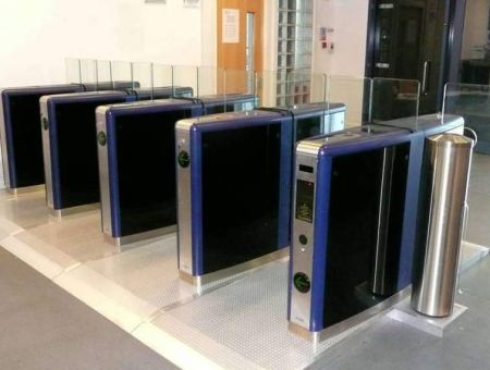 Верхняя крышка с пиктограммой для проходной Gunnebo SpeedStile FP EV 1200 (SSTOPRNC11)