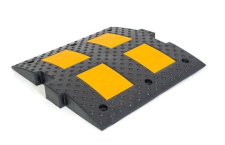 Искусственная дорожная неровность ИДН-500-1 армированная (центральный элемент)