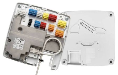 Сетевой дверной контроллер Axis A1001