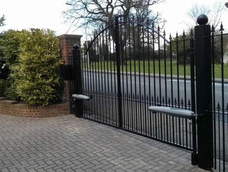 Комплект автоматики для двухстворчатых распашных ворот Came AXO3 Start Combo Classico