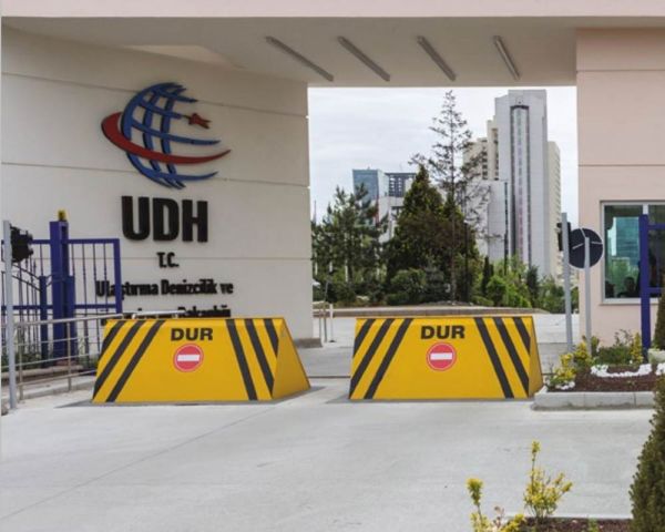 Блокиратор дорожный гидравлический RRB 900 (RRB-35F90) усиленный K8, длина 3500 мм