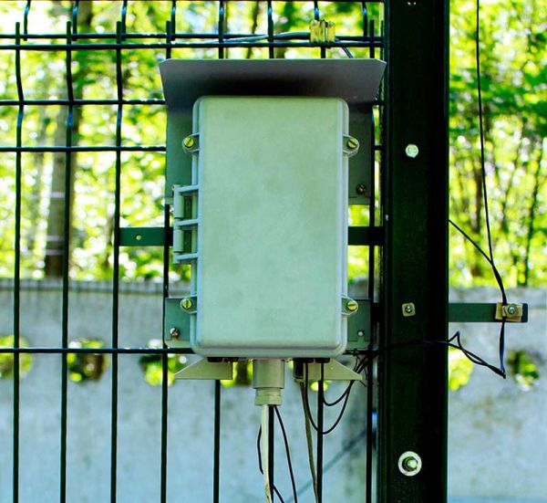 Комбинированное проводноволновое и радиоволновое средство обнаружения Газон-24 Комбинированное проводноволновое и радиоволновое средство обнаружения Газон-24