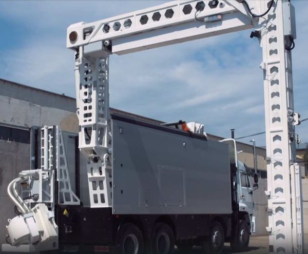 Мобильный инспекционно-досмотровый комплекс МИДК-9232