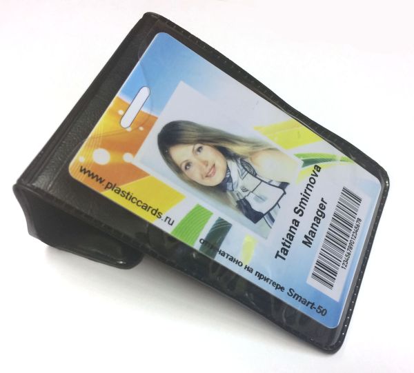 Бейдж виниловый вертикальный на магните (62х90)