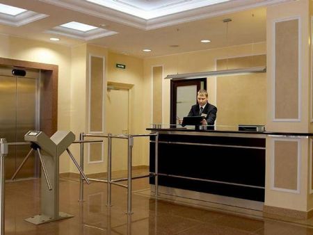 Стационарное ограждение PERCo BH02 (1425мм) с заполнением Стационарное ограждение PERCo BH02 (1425мм) с заполнением